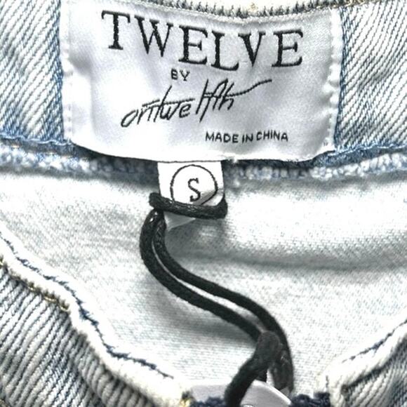 NWT OnTwelve Womens Heart Shaped Mini Denim Dress Light Wash Size Small - Picture 8 of 8